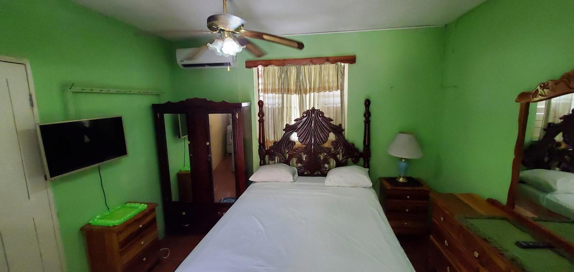 Little Shaw Park Guest House Ocho Rios Buitenkant foto
