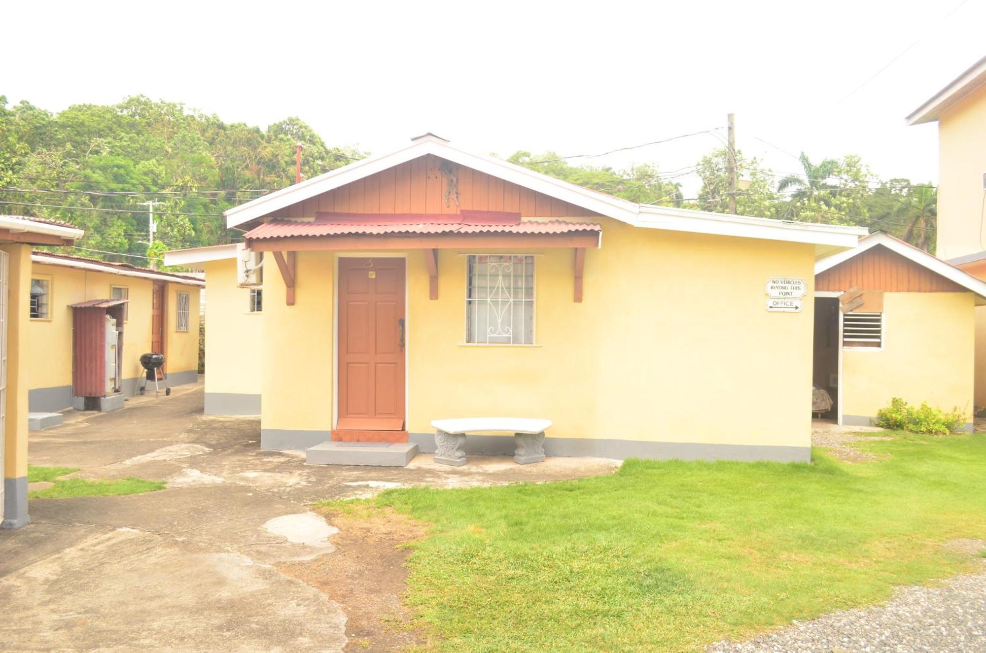 Little Shaw Park Guest House Ocho Rios Buitenkant foto