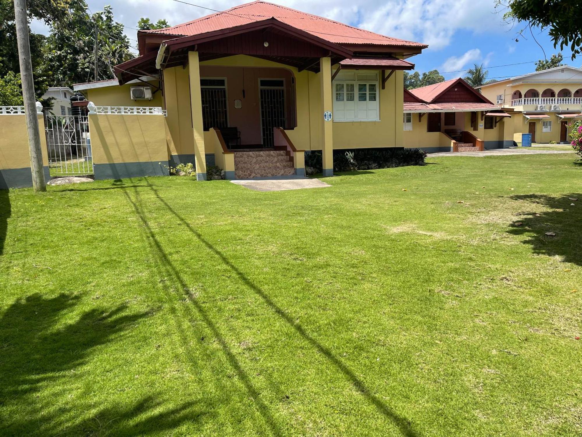 Little Shaw Park Guest House Ocho Rios Buitenkant foto